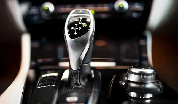 گیربکس نیمهاتوماتیک(Semi-Automatic Transmission)