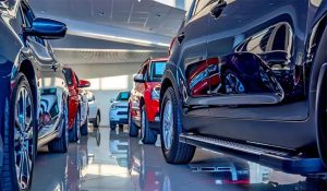 خرید خودرو از نمایندگی یا نمایشگاه؟