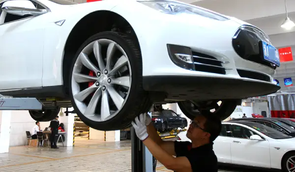 تعمیرگاه خودروهای چینی